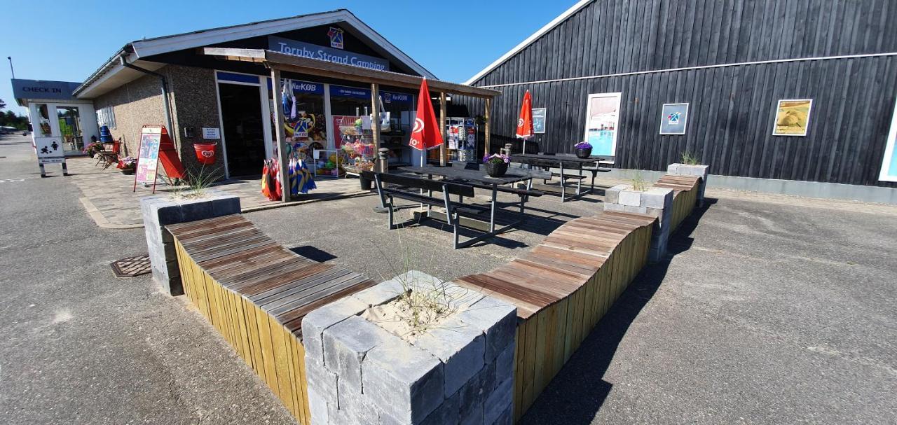 Tornby Strand Camping Cottages Hirtshals Extérieur photo